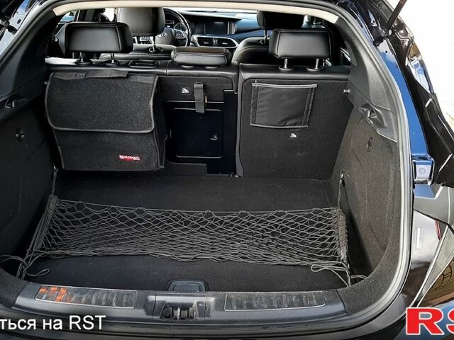 Чорний Інфініті QX30, об'ємом двигуна 2 л та пробігом 165 тис. км за 15000 $, фото 10 на Automoto.ua