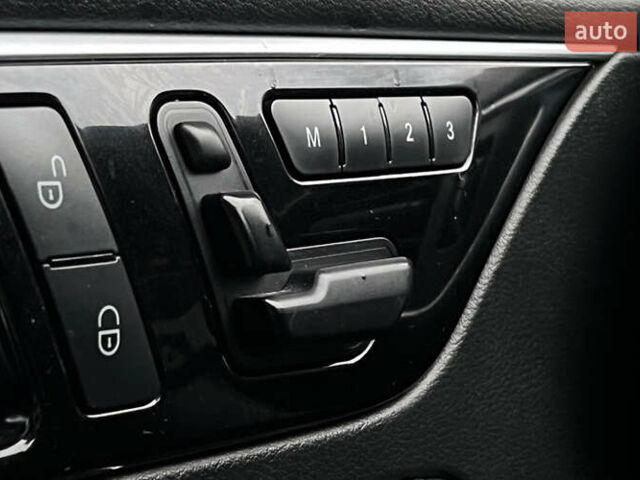 Черный Инфинити QX30, объемом двигателя 1.99 л и пробегом 70 тыс. км за 14200 $, фото 20 на Automoto.ua