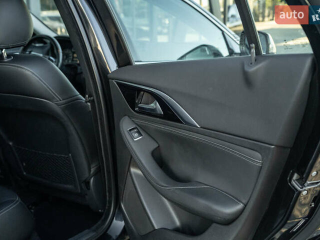 Инфинити QX30 2016 в Черновцах на Automoto.ua Черный Инфинити QX30, объемом двигателя 1.99 л и пробегом 122 тыс. км за 16900 $, фото 40 на Automoto.ua