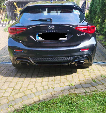 Чорний Інфініті QX30, об'ємом двигуна 1.99 л та пробігом 134 тис. км за 16000 $, фото 11 на Automoto.ua