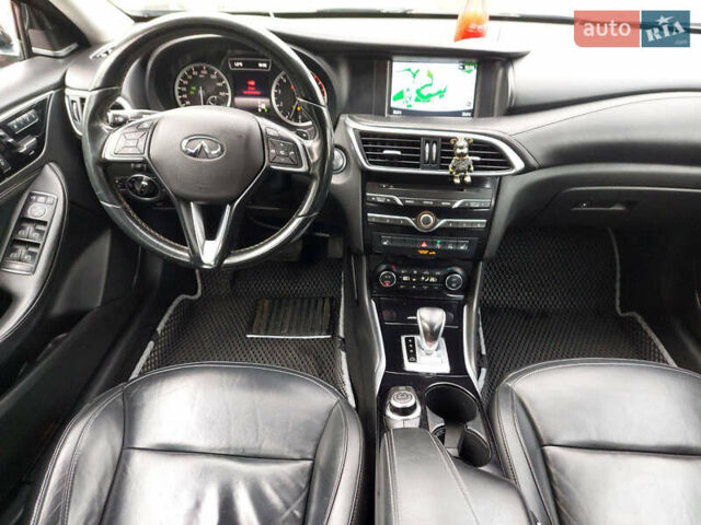 Черный Инфинити QX30, объемом двигателя 2 л и пробегом 150 тыс. км за 16500 $, фото 15 на Automoto.ua