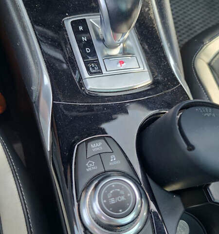 Чорний Інфініті QX30, об'ємом двигуна 1.99 л та пробігом 134 тис. км за 16000 $, фото 1 на Automoto.ua