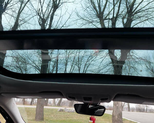 Черный Инфинити QX30, объемом двигателя 2 л и пробегом 150 тыс. км за 16500 $, фото 10 на Automoto.ua