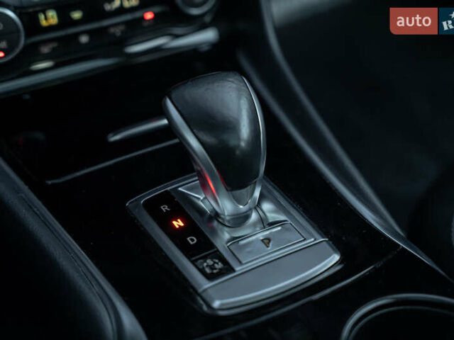 Инфинити QX30 2016 в Черновцах на Automoto.ua Черный Инфинити QX30, объемом двигателя 1.99 л и пробегом 122 тыс. км за 16900 $, фото 30 на Automoto.ua