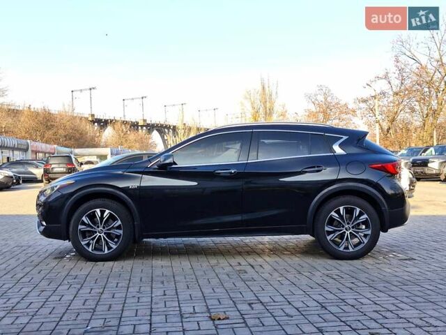 Черный Инфинити QX30, объемом двигателя 1.99 л и пробегом 117 тыс. км за 16900 $, фото 8 на Automoto.ua
