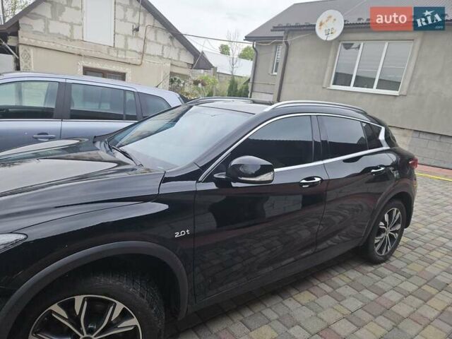 Черный Инфинити QX30, объемом двигателя 1.99 л и пробегом 265 тыс. км за 16800 $, фото 2 на Automoto.ua