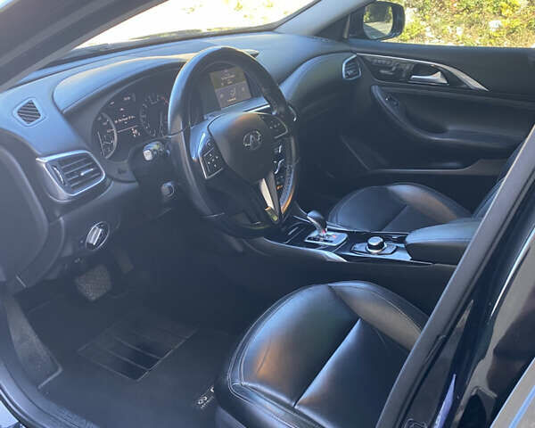 Чорний Інфініті QX30, об'ємом двигуна 1.99 л та пробігом 69 тис. км за 16500 $, фото 7 на Automoto.ua