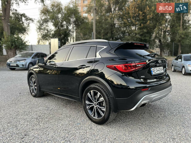 Черный Инфинити QX30, объемом двигателя 2 л и пробегом 116 тыс. км за 16800 $, фото 3 на Automoto.ua