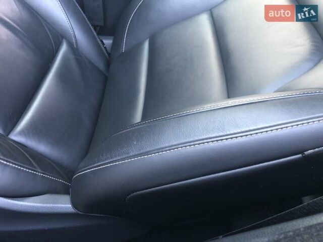 Черный Инфинити QX30, объемом двигателя 1.99 л и пробегом 174 тыс. км за 15500 $, фото 39 на Automoto.ua