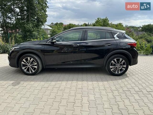 Чорний Інфініті QX30, об'ємом двигуна 2.14 л та пробігом 155 тис. км за 19500 $, фото 1 на Automoto.ua