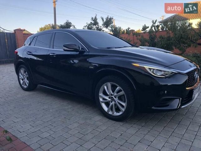 Черный Инфинити QX30, объемом двигателя 1.99 л и пробегом 174 тыс. км за 15500 $, фото 5 на Automoto.ua