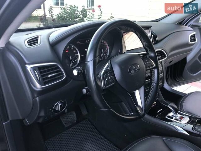 Черный Инфинити QX30, объемом двигателя 1.99 л и пробегом 174 тыс. км за 15500 $, фото 40 на Automoto.ua