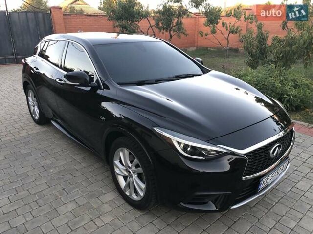 Черный Инфинити QX30, объемом двигателя 1.99 л и пробегом 174 тыс. км за 15500 $, фото 94 на Automoto.ua