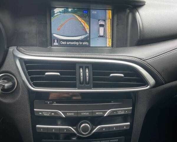 Черный Инфинити QX30, объемом двигателя 2 л и пробегом 64 тыс. км за 3900 $, фото 9 на Automoto.ua