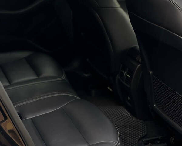 Черный Инфинити QX30, объемом двигателя 2.14 л и пробегом 98 тыс. км за 19800 $, фото 11 на Automoto.ua