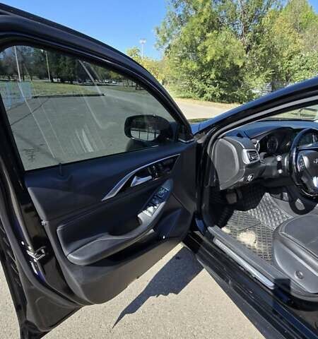 Черный Инфинити QX30, объемом двигателя 2 л и пробегом 122 тыс. км за 19500 $, фото 12 на Automoto.ua