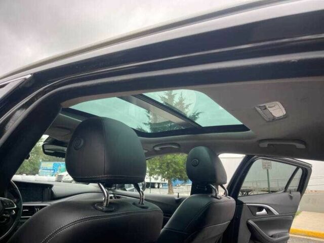 Черный Инфинити QX30, объемом двигателя 2 л и пробегом 64 тыс. км за 3900 $, фото 12 на Automoto.ua