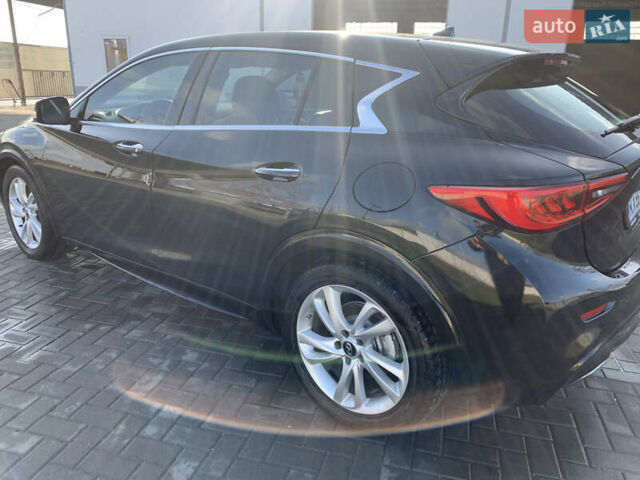 Черный Инфинити QX30, объемом двигателя 2 л и пробегом 153 тыс. км за 14999 $, фото 10 на Automoto.ua