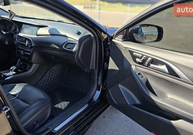 Черный Инфинити QX30, объемом двигателя 2 л и пробегом 122 тыс. км за 19500 $, фото 14 на Automoto.ua