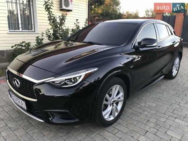 Черный Инфинити QX30, объемом двигателя 1.99 л и пробегом 174 тыс. км за 15500 $, фото 88 на Automoto.ua