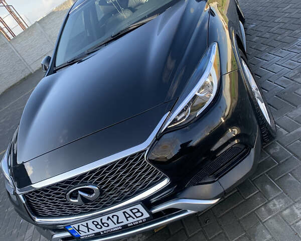 Черный Инфинити QX30, объемом двигателя 2 л и пробегом 153 тыс. км за 14999 $, фото 13 на Automoto.ua