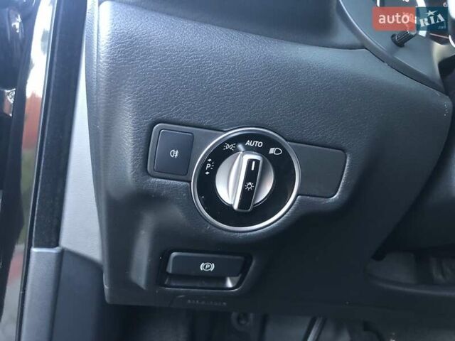 Черный Инфинити QX30, объемом двигателя 1.99 л и пробегом 174 тыс. км за 15500 $, фото 65 на Automoto.ua