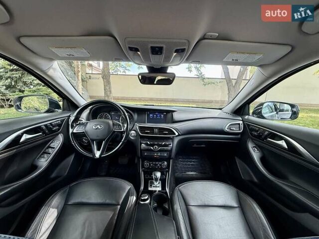 Чорний Інфініті QX30, об'ємом двигуна 2 л та пробігом 106 тис. км за 16500 $, фото 22 на Automoto.ua