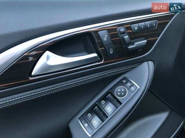 Черный Инфинити QX30, объемом двигателя 1.99 л и пробегом 174 тыс. км за 15500 $, фото 37 на Automoto.ua