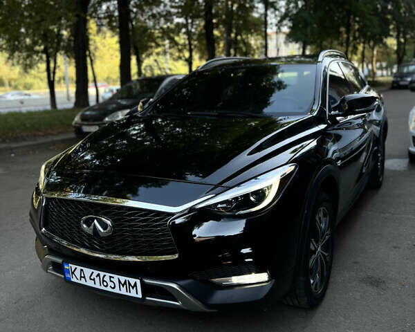 Черный Инфинити QX30, объемом двигателя 1.99 л и пробегом 148 тыс. км за 17000 $, фото 2 на Automoto.ua
