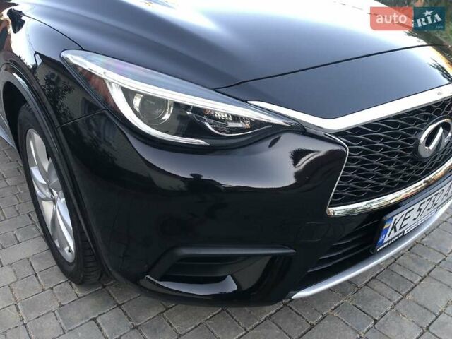 Черный Инфинити QX30, объемом двигателя 1.99 л и пробегом 174 тыс. км за 15500 $, фото 73 на Automoto.ua