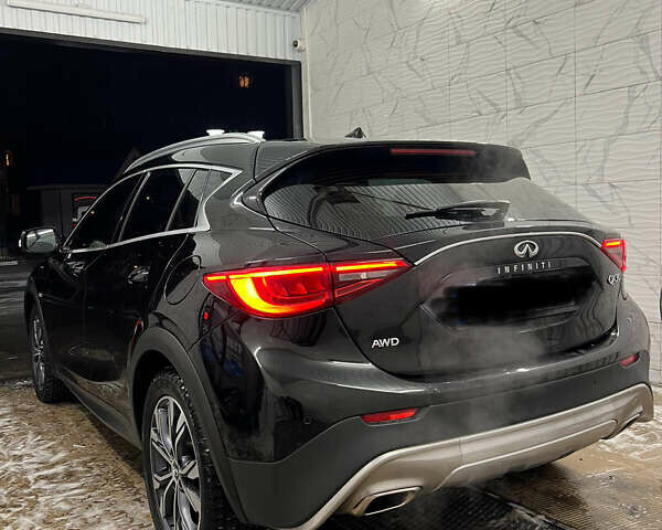 Черный Инфинити QX30, объемом двигателя 1.99 л и пробегом 148 тыс. км за 17000 $, фото 14 на Automoto.ua