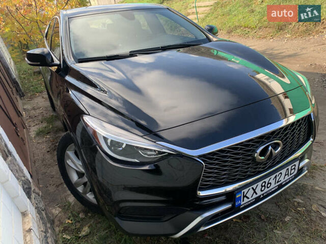Черный Инфинити QX30, объемом двигателя 2 л и пробегом 153 тыс. км за 14999 $, фото 4 на Automoto.ua