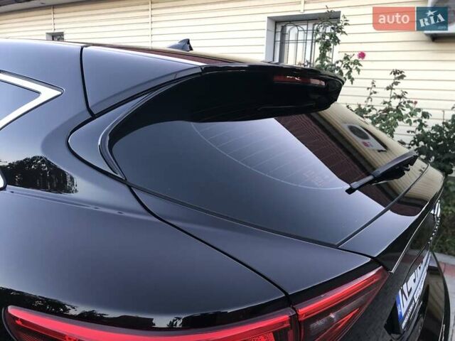 Черный Инфинити QX30, объемом двигателя 1.99 л и пробегом 174 тыс. км за 15500 $, фото 99 на Automoto.ua