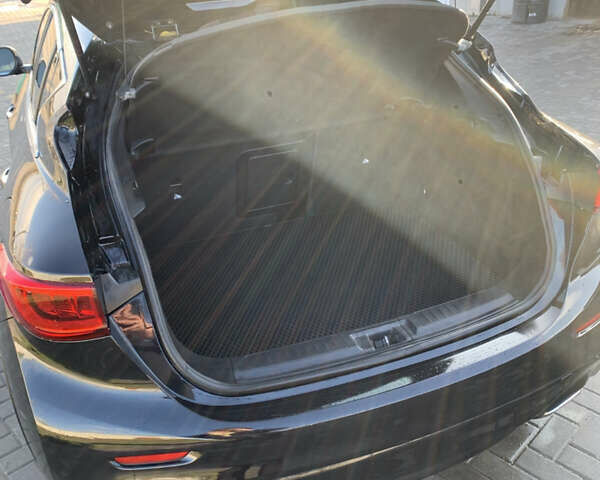 Черный Инфинити QX30, объемом двигателя 2 л и пробегом 153 тыс. км за 14999 $, фото 19 на Automoto.ua