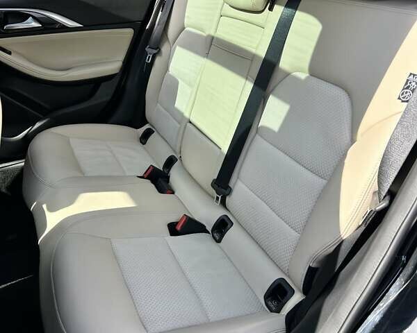 Черный Инфинити QX30, объемом двигателя 1.99 л и пробегом 86 тыс. км за 15999 $, фото 16 на Automoto.ua