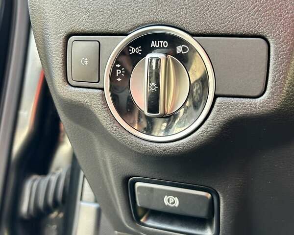 Черный Инфинити QX30, объемом двигателя 1.99 л и пробегом 86 тыс. км за 15999 $, фото 27 на Automoto.ua