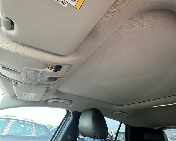 Черный Инфинити QX30, объемом двигателя 1.99 л и пробегом 33 тыс. км за 16400 $, фото 4 на Automoto.ua