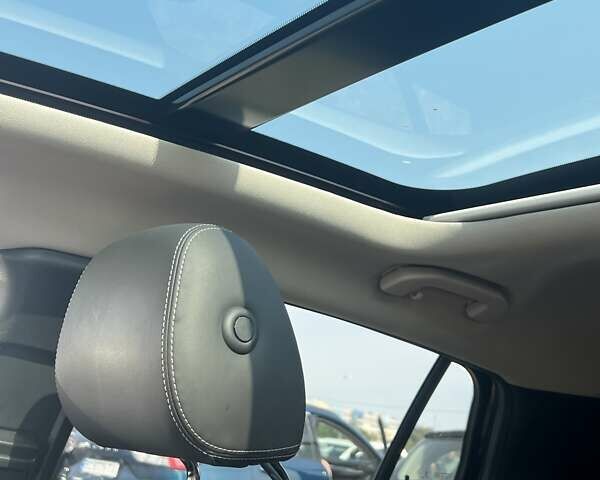 Черный Инфинити QX30, объемом двигателя 1.99 л и пробегом 33 тыс. км за 16400 $, фото 5 на Automoto.ua