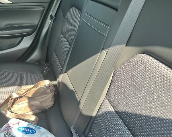 Черный Инфинити QX30, объемом двигателя 1.99 л и пробегом 33 тыс. км за 16400 $, фото 9 на Automoto.ua