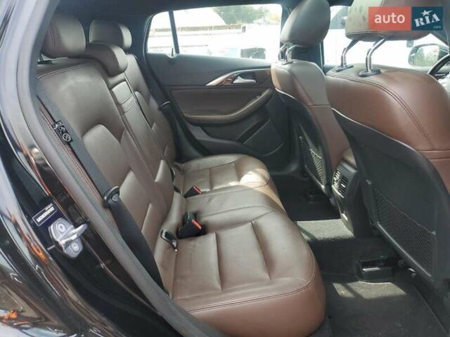 Чорний Інфініті QX30, об'ємом двигуна 1.99 л та пробігом 90 тис. км за 2800 $, фото 10 на Automoto.ua