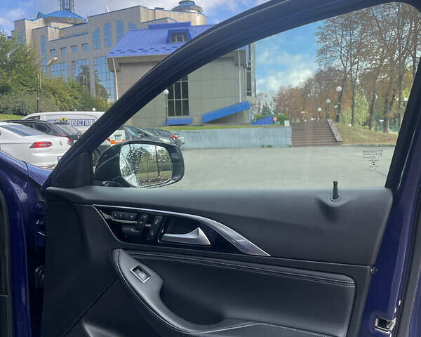 Фиолетовый Инфинити QX30, объемом двигателя 1.99 л и пробегом 143 тыс. км за 16900 $, фото 24 на Automoto.ua