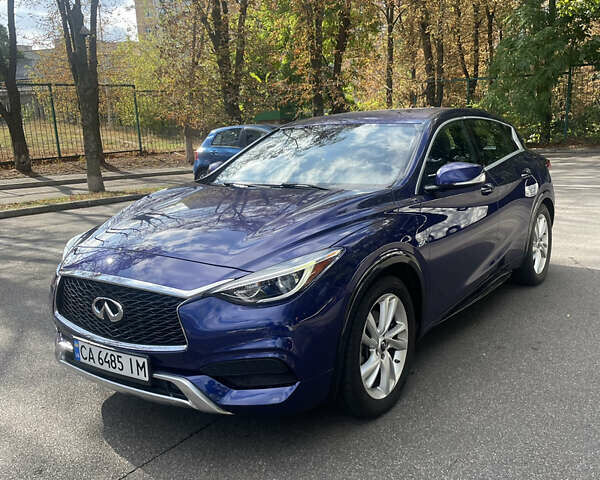 Фиолетовый Инфинити QX30, объемом двигателя 1.99 л и пробегом 143 тыс. км за 16900 $, фото 5 на Automoto.ua