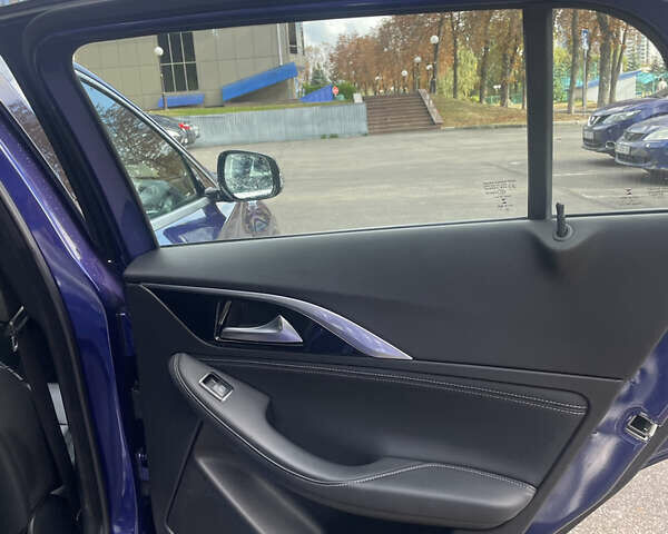 Фиолетовый Инфинити QX30, объемом двигателя 1.99 л и пробегом 143 тыс. км за 16900 $, фото 21 на Automoto.ua