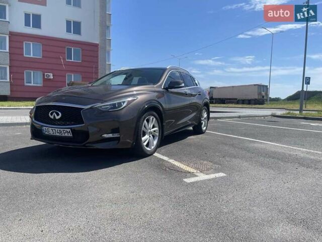 Коричневий Інфініті QX30, об'ємом двигуна 1.99 л та пробігом 164 тис. км за 15299 $, фото 17 на Automoto.ua
