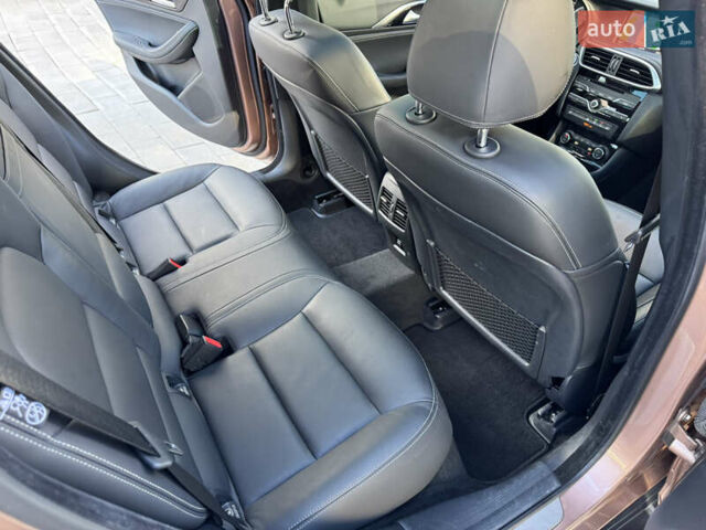 Коричневый Инфинити QX30, объемом двигателя 2 л и пробегом 53 тыс. км за 18000 $, фото 59 на Automoto.ua