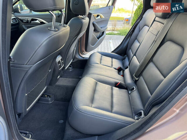 Коричневый Инфинити QX30, объемом двигателя 2 л и пробегом 53 тыс. км за 18000 $, фото 47 на Automoto.ua