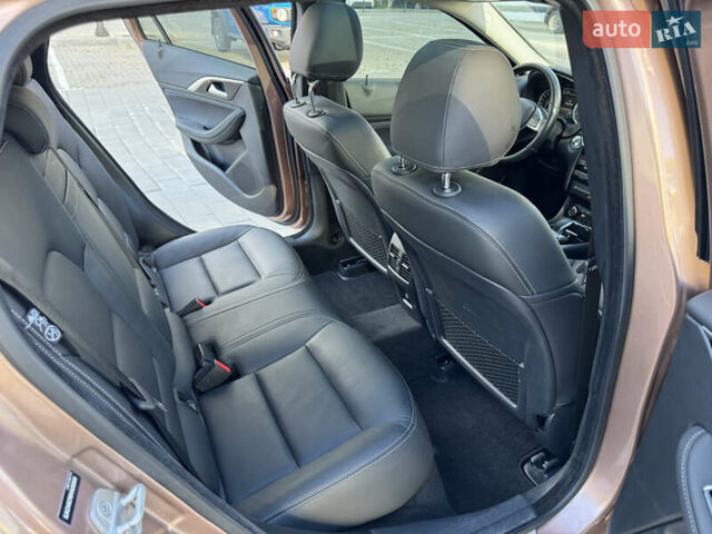 Коричневый Инфинити QX30, объемом двигателя 2 л и пробегом 53 тыс. км за 18000 $, фото 57 на Automoto.ua