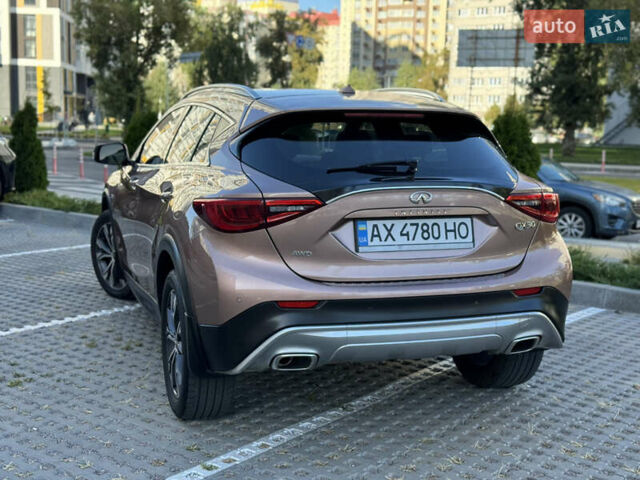 Коричневий Інфініті QX30, об'ємом двигуна 2 л та пробігом 53 тис. км за 18500 $, фото 24 на Automoto.ua