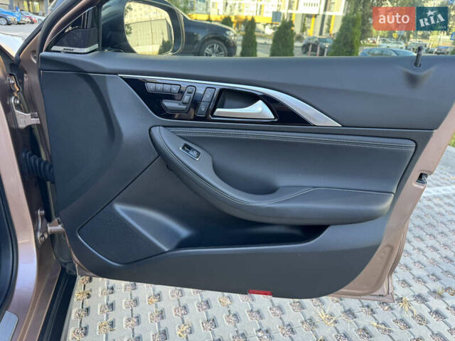 Коричневый Инфинити QX30, объемом двигателя 2 л и пробегом 53 тыс. км за 18000 $, фото 62 на Automoto.ua