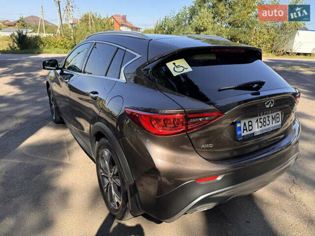 Коричневый Инфинити QX30, объемом двигателя 1.99 л и пробегом 82 тыс. км за 19000 $, фото 6 на Automoto.ua